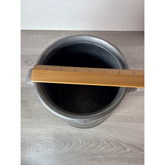 Vintage Wilton Armetale Country Ware Pewter Ice Bucket Canister stamped 1975 - Picture 10 of 11